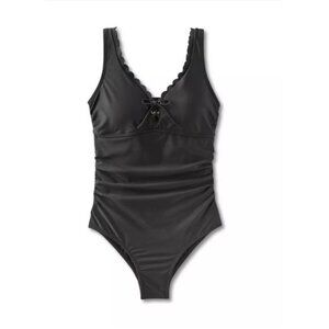 Kona Sol Grommet Scallop Full Coverage One Piece Swimsuit Women's S